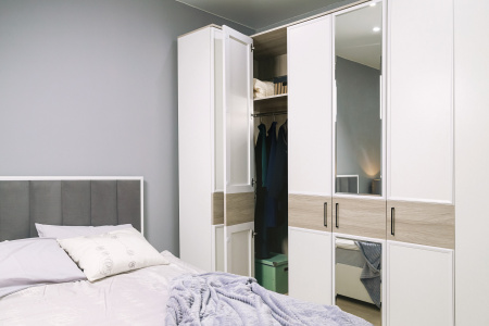 AURELIO 444 Шкаф для одежды и белья Белый/Блеквуд Сатиновый